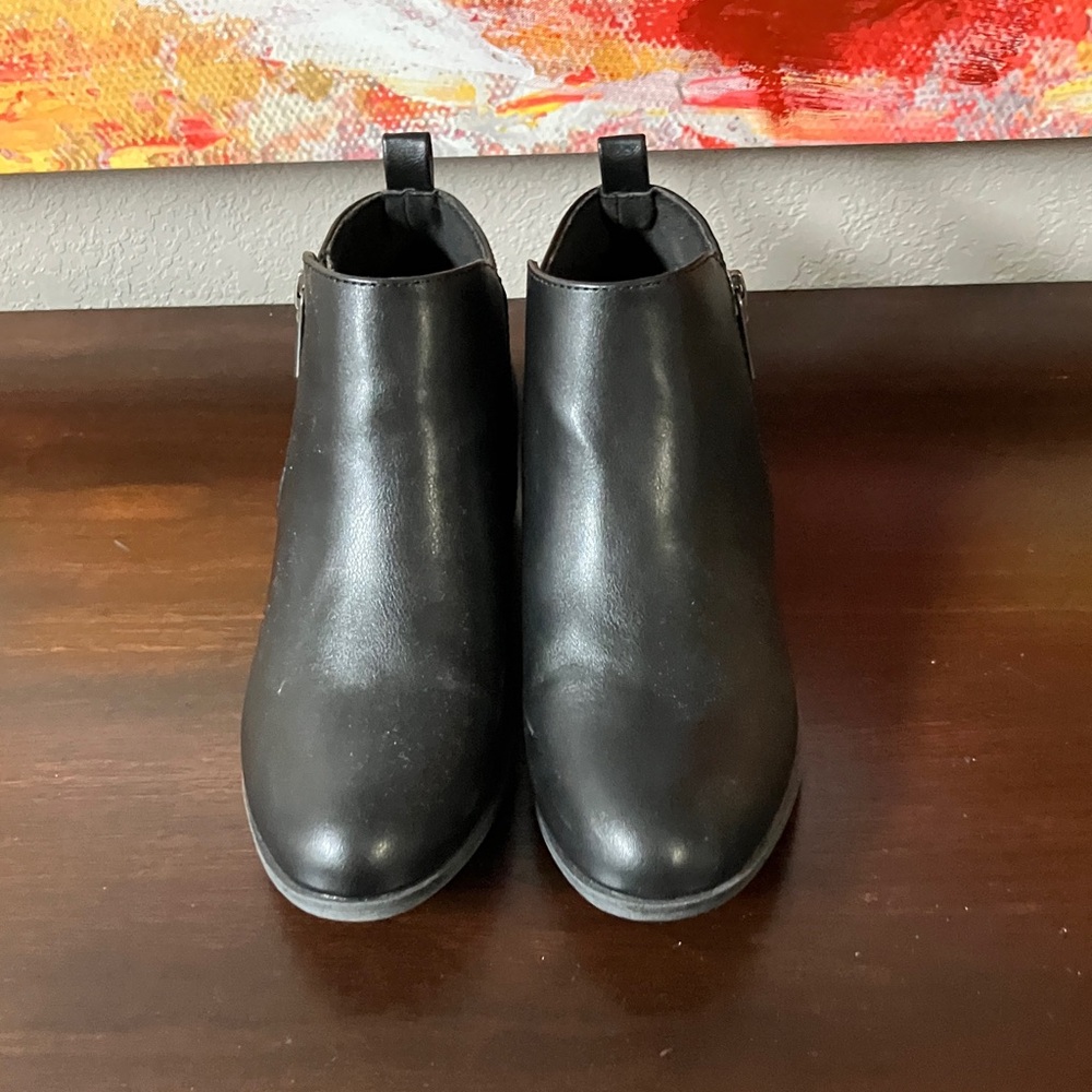 Sonoma Black Leather Ankle Boots